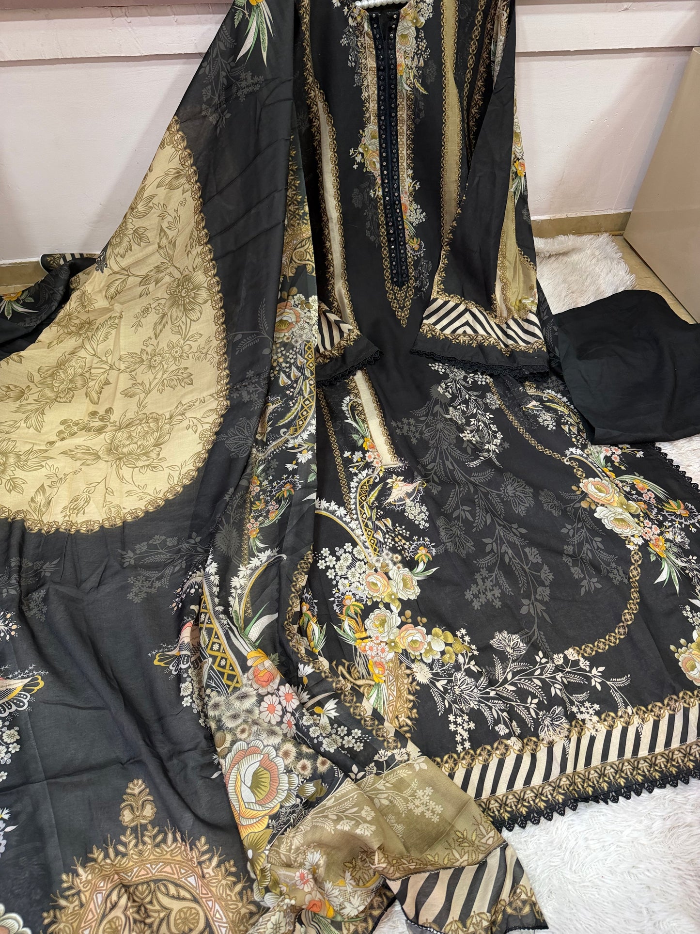 Kaftans Suits paki style select codes