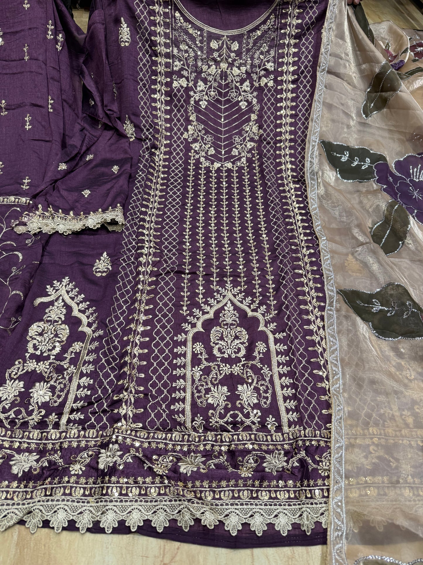 flower suits semi stitched