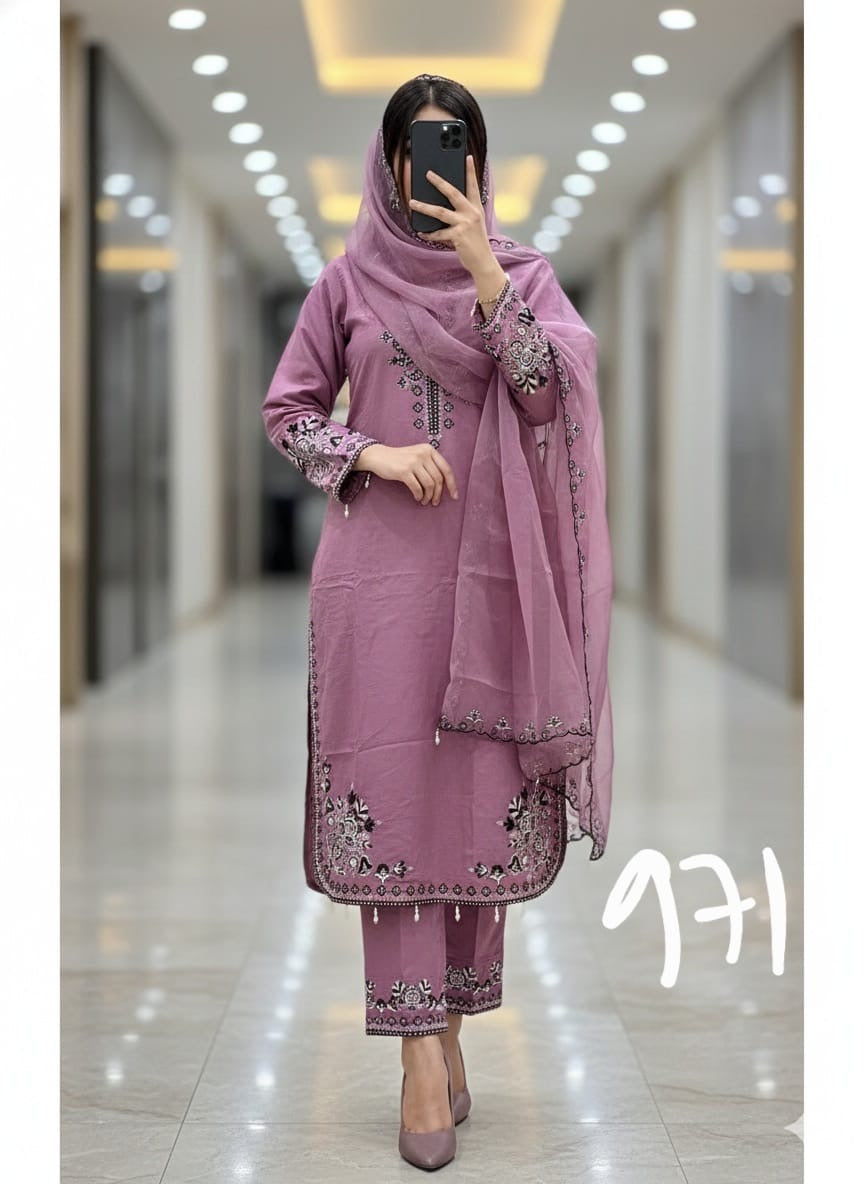 Vertical cotton readymade