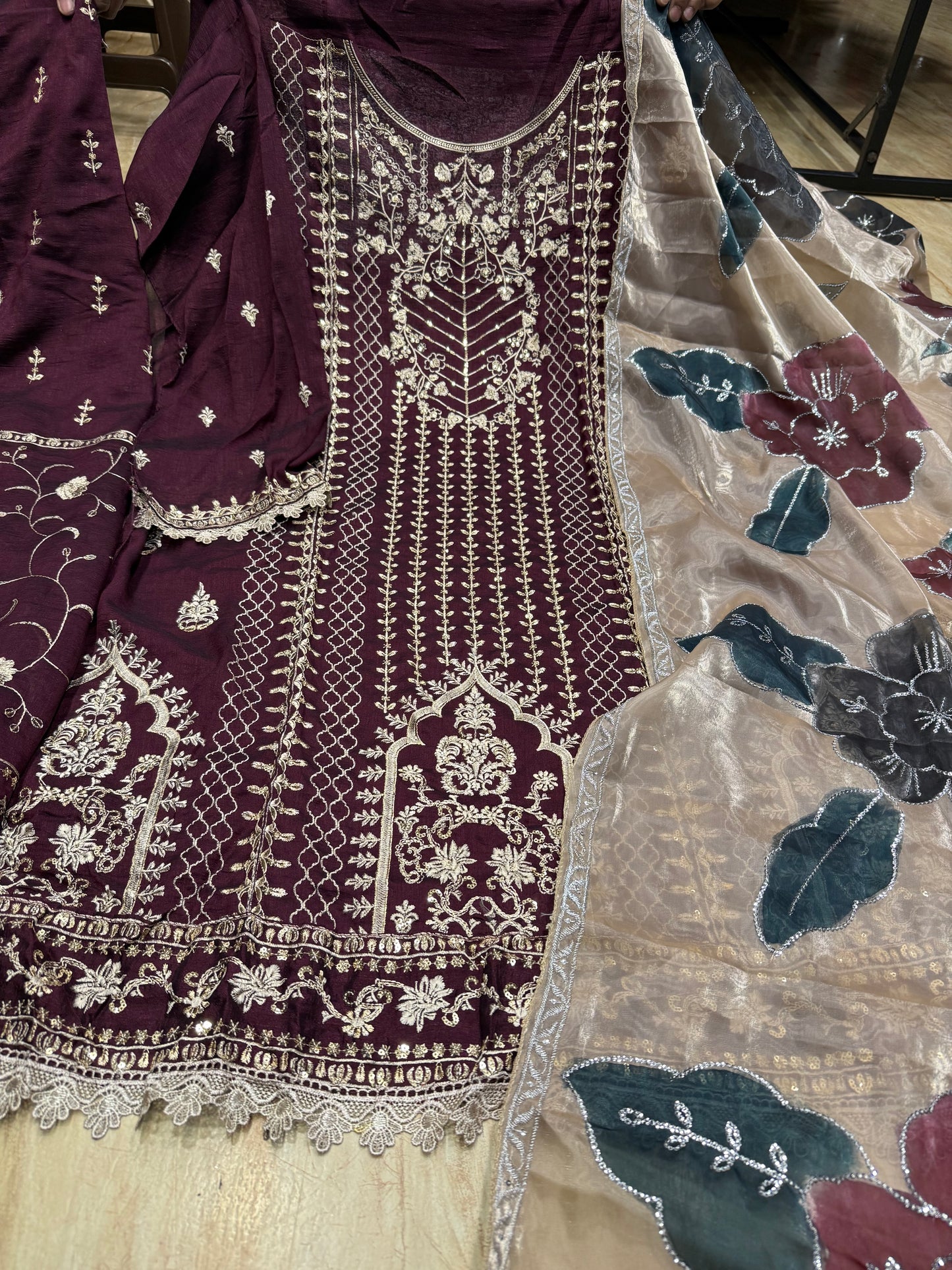 flower suits semi stitched