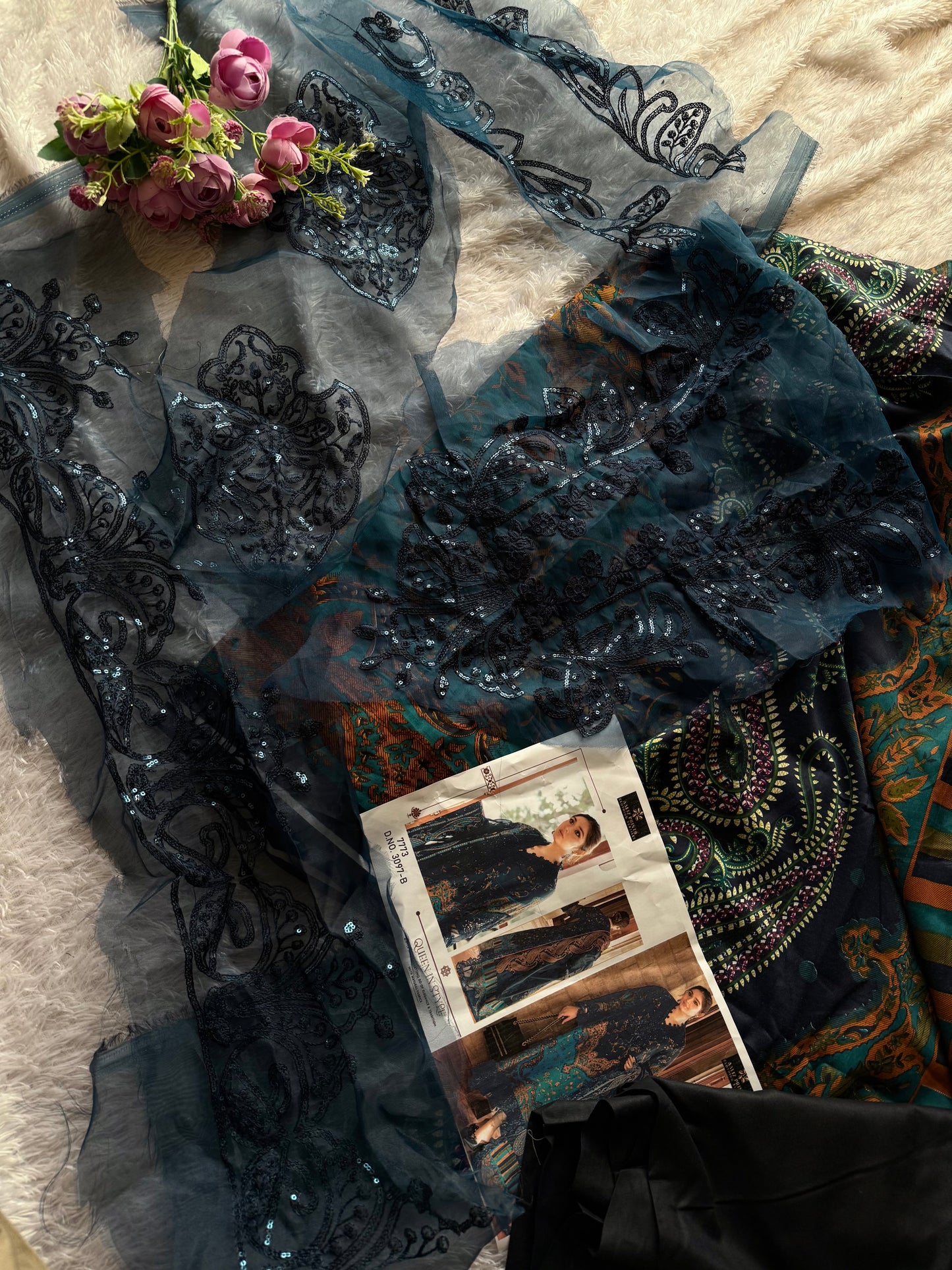 Aaliz code 1498 1590 stitched and unstitched