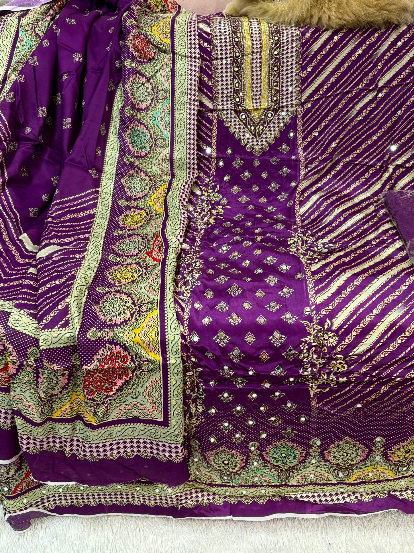 code 943 944 945 unstitched