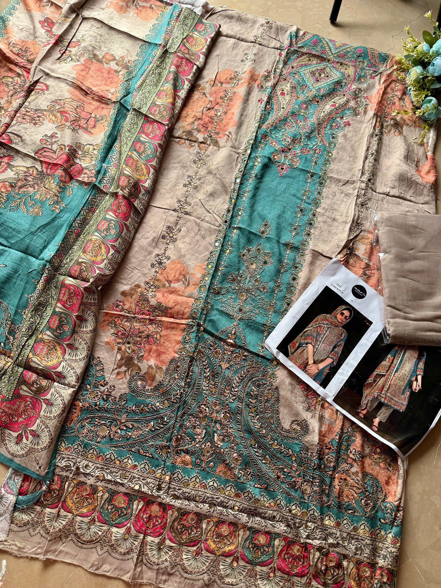 pure muslin zoom pics to see codes