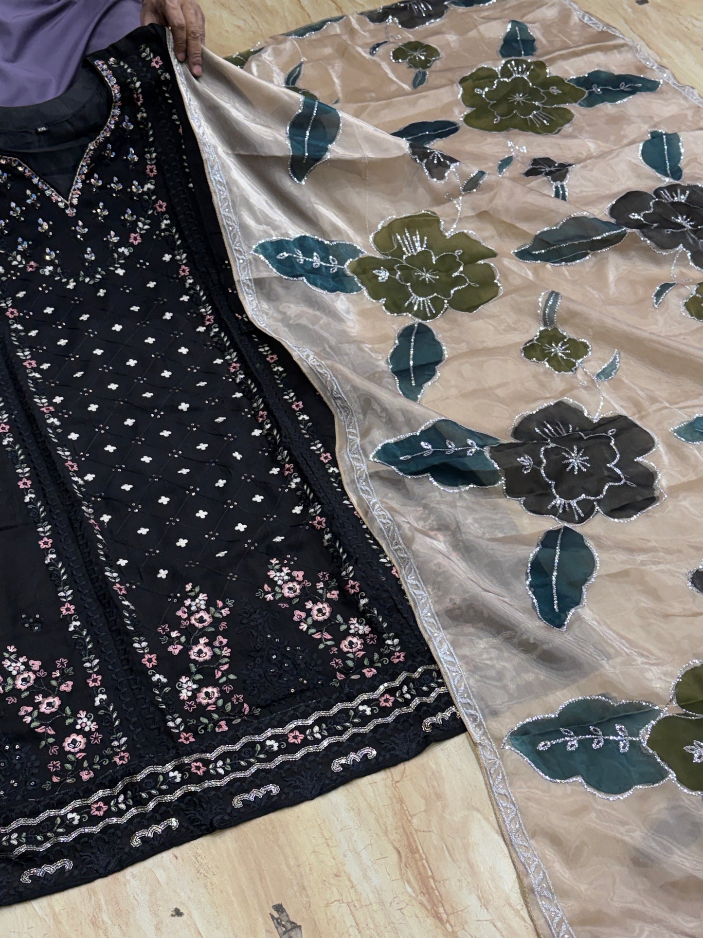 flower suits semi stitched